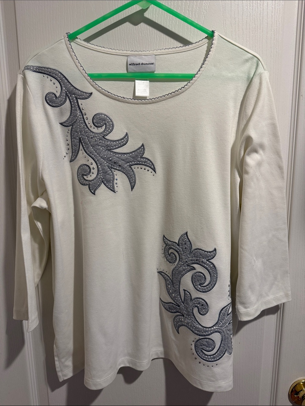 Alfred Dunner Cream Long-Sleeve Top with Gray Swirl Appliqué